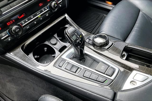 Used 2016 BMW 550i xDrive Sedan image 16