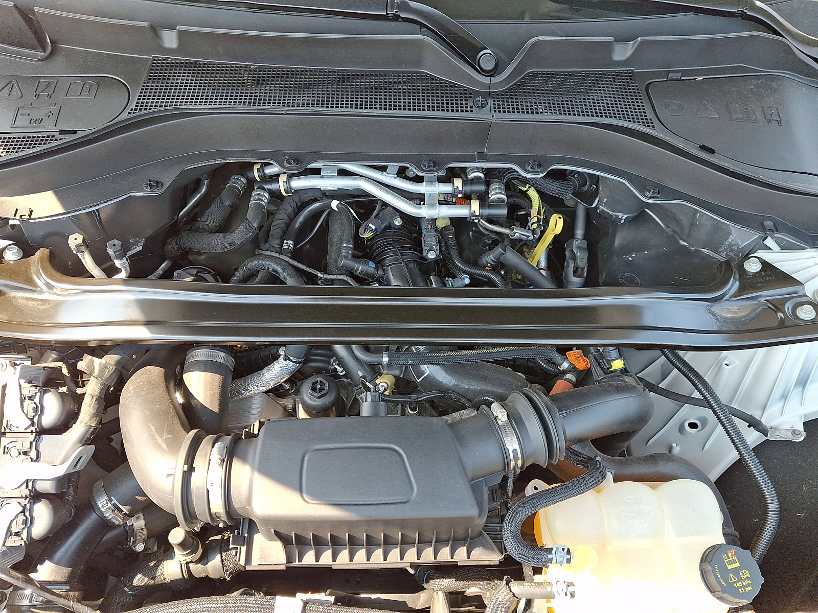 Used 2023 Ford Explorer Platinum w/ Technology Package image 27