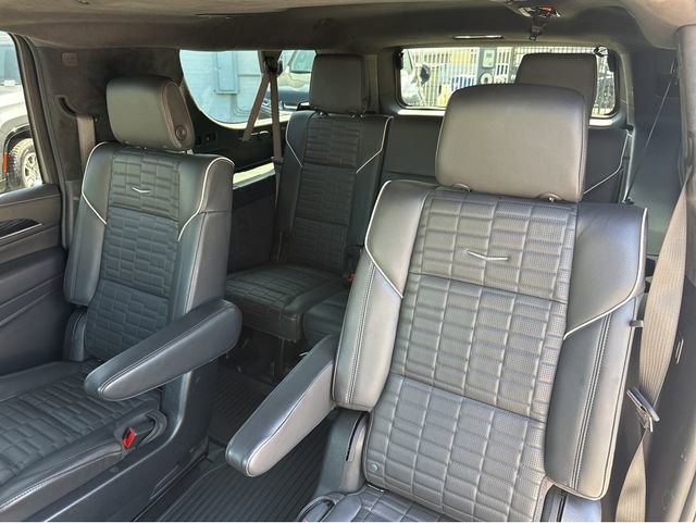 Certified 2024 Cadillac Escalade ESV V w/ LPO, ONYX Package AWD/4WD image 8