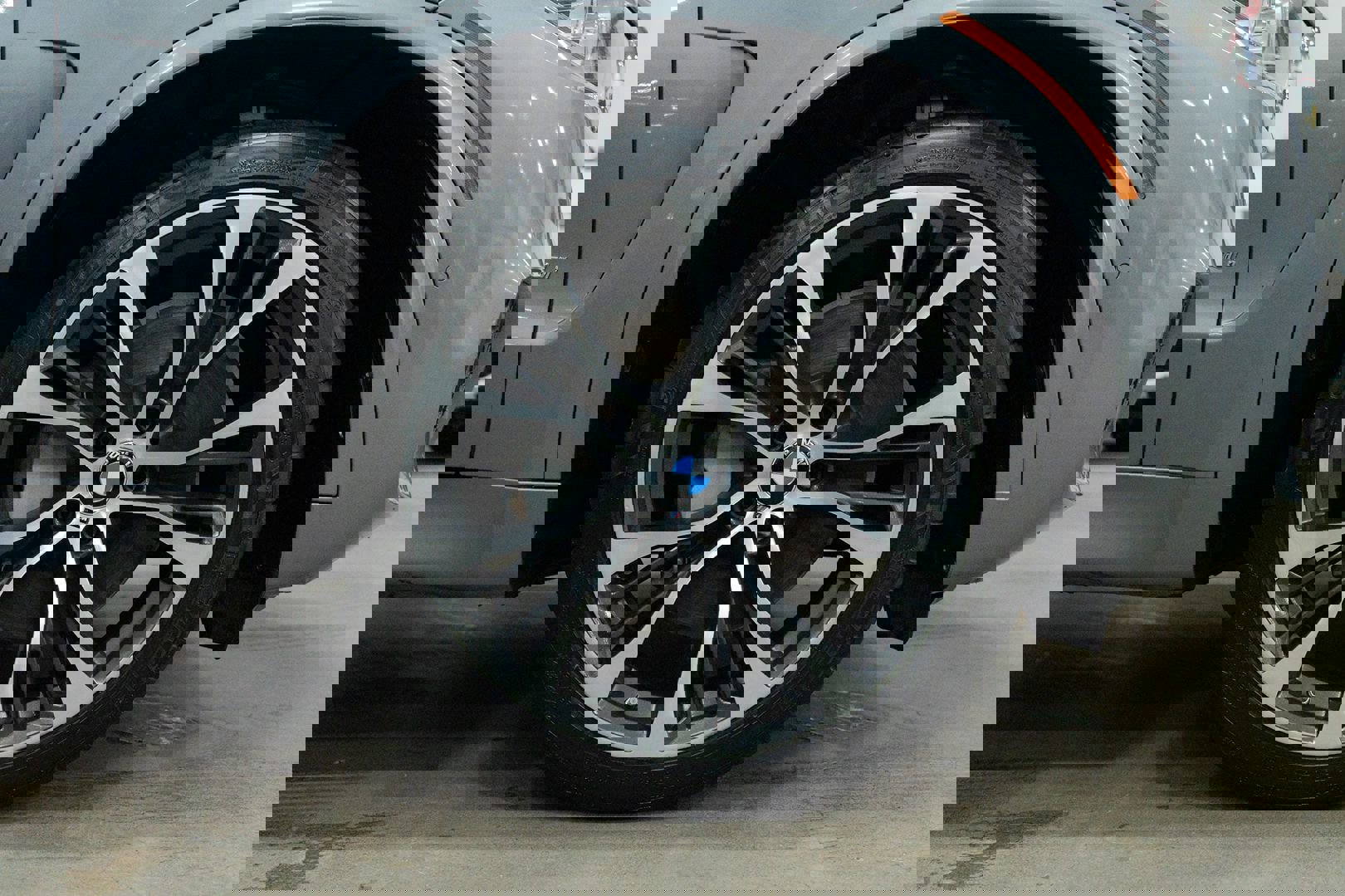 Used 2018 BMW X5 xDrive50i w/ M Sport Package image 14