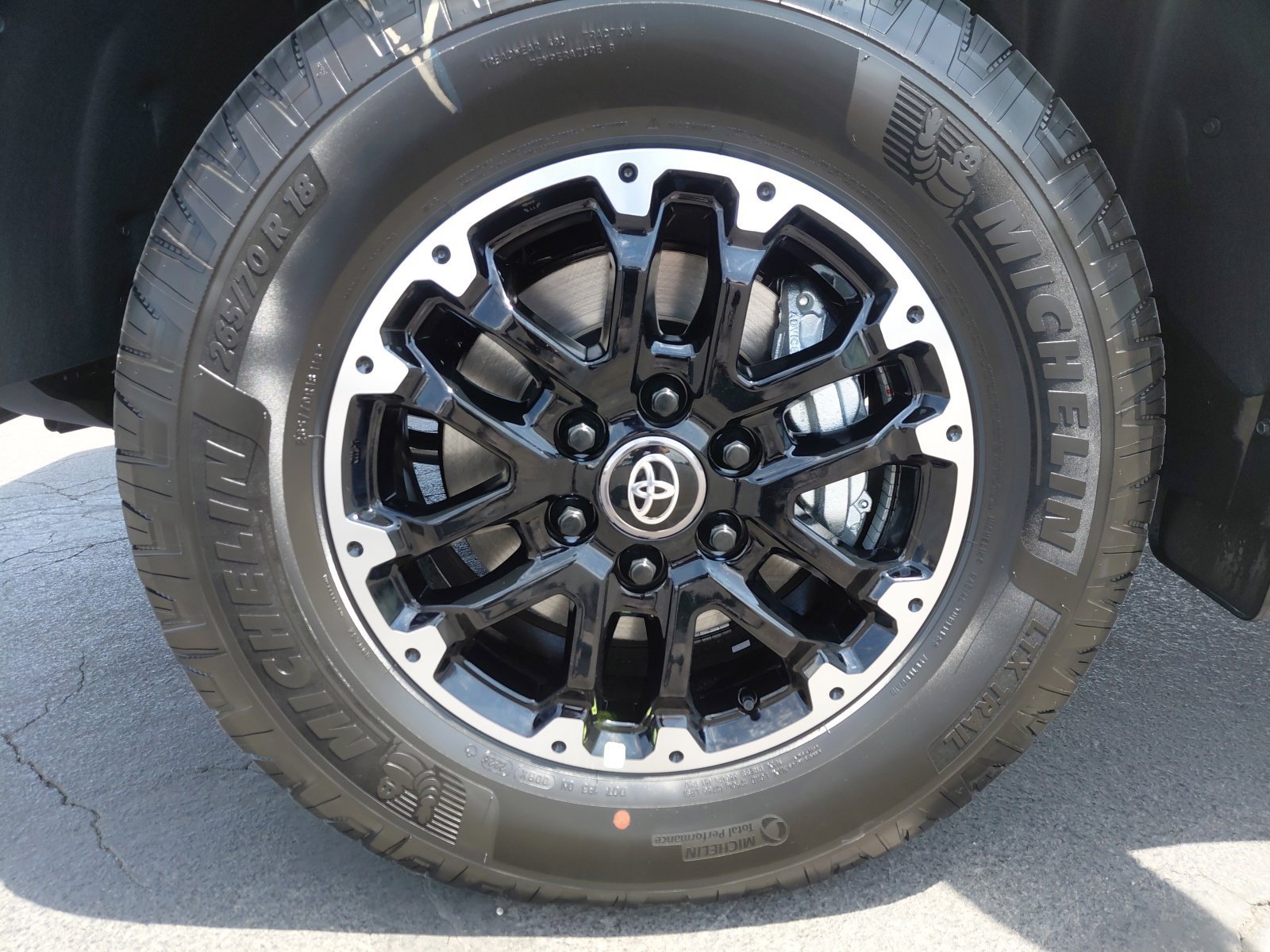 New 2026 Toyota Tundra SR5 w/ TRD Off-Road Package AWD/4WD image 12