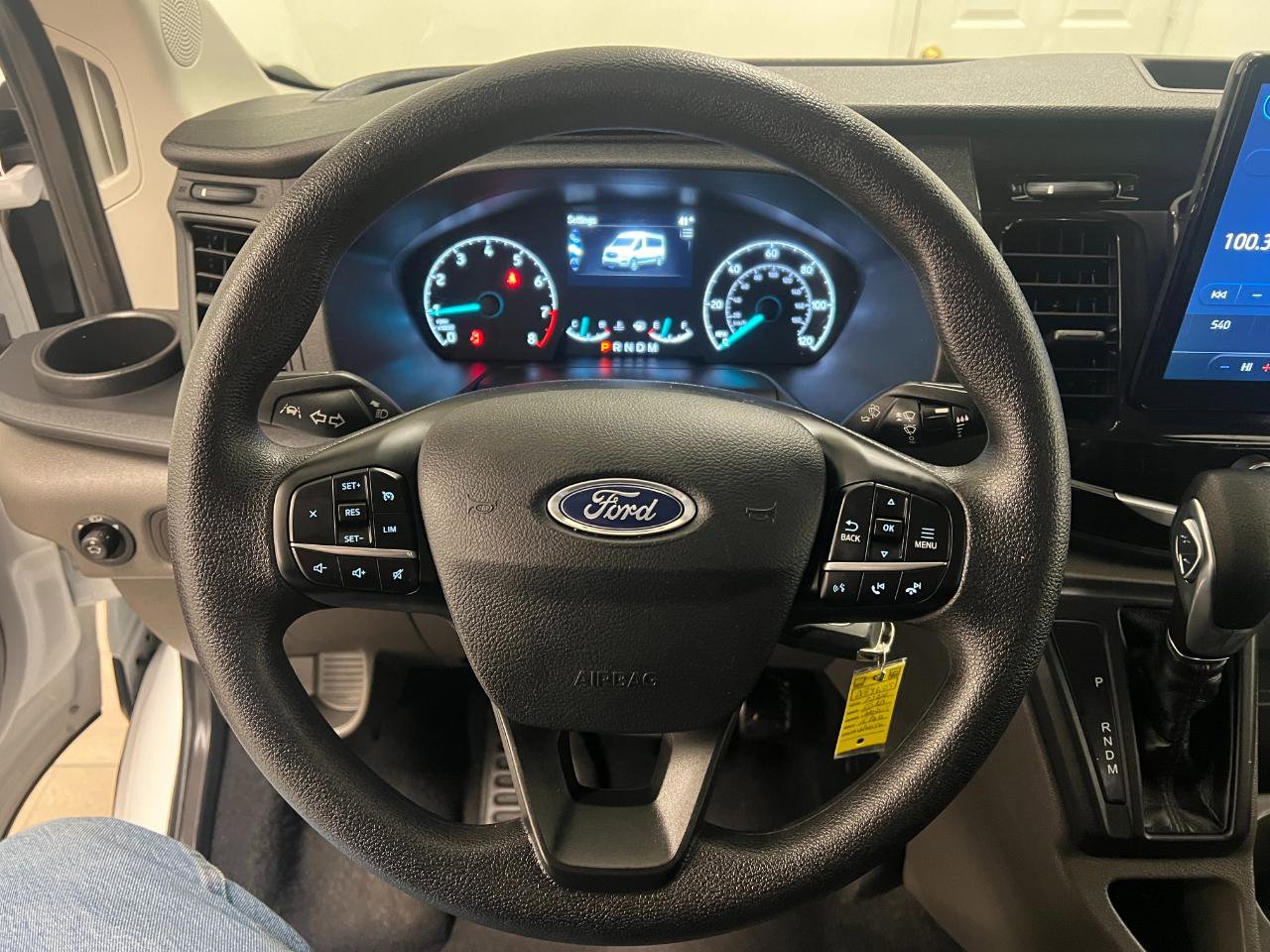 Used 2024 Ford Transit 350 XLT RWD image 32