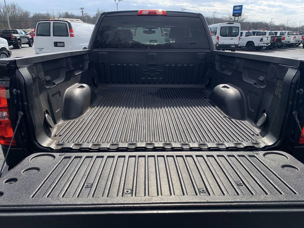 Used 2018 Chevrolet Silverado 1500 LT image 19