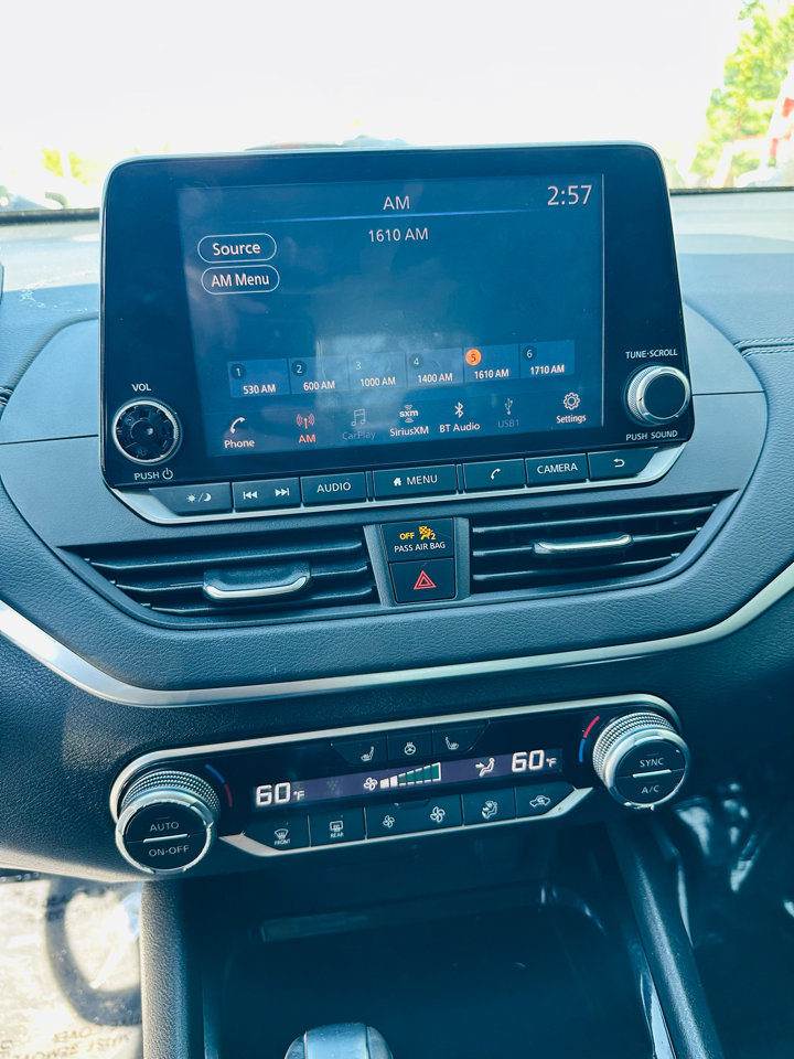 Used 2020 Nissan Altima 2.5 SV image 14