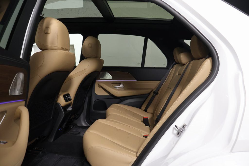 New 2026 Mercedes-Benz GLE 580 4MATIC image 6