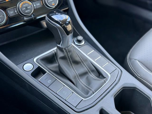 Used 2024 Volkswagen Jetta SE image 16