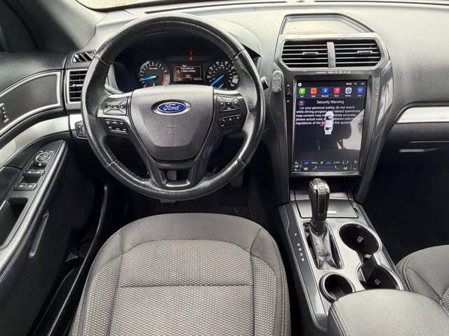 Used 2017 Ford Explorer XLT FWD image 26