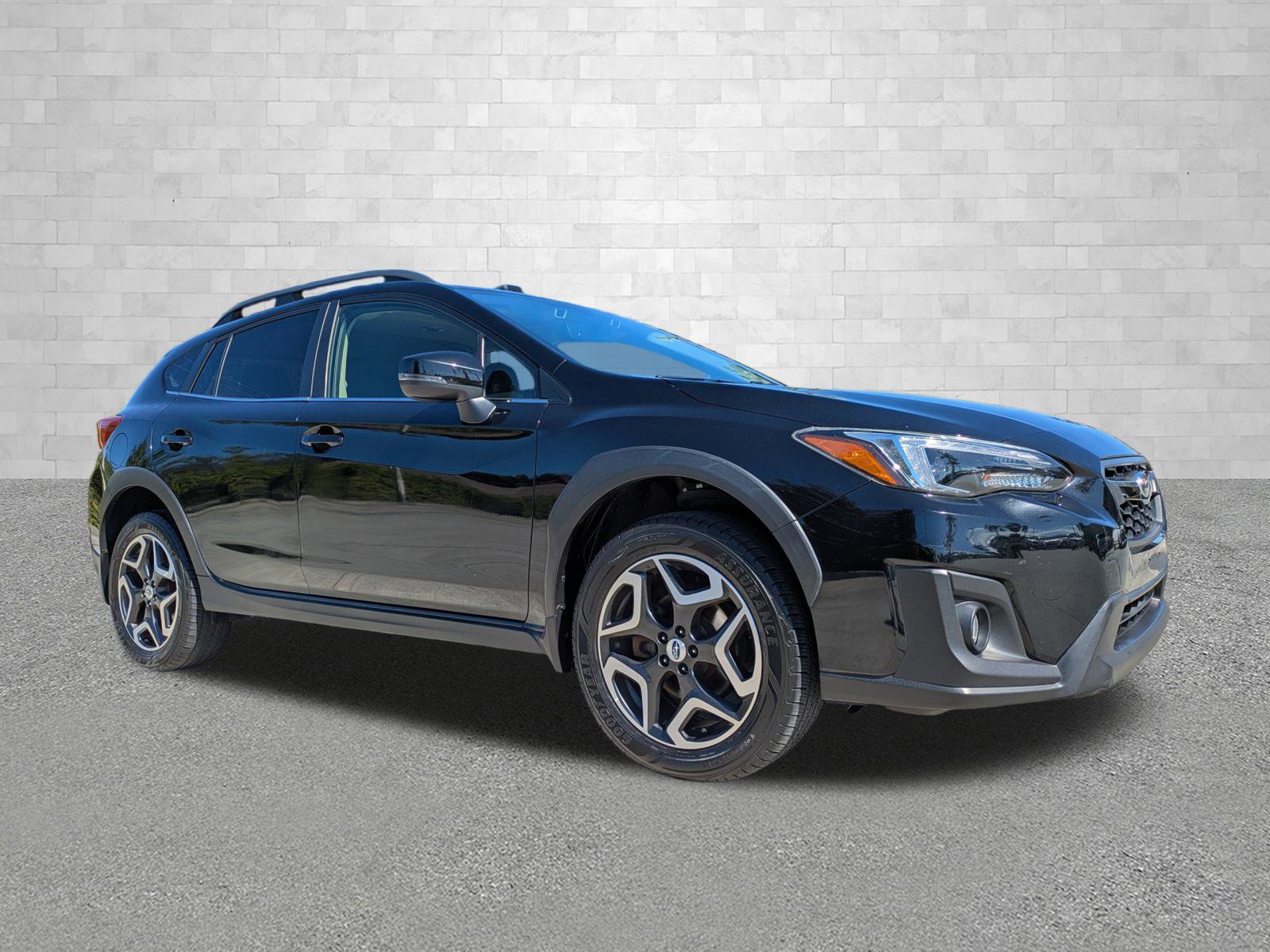 Used 2018 Subaru Crosstrek 2.0i Limited image 1