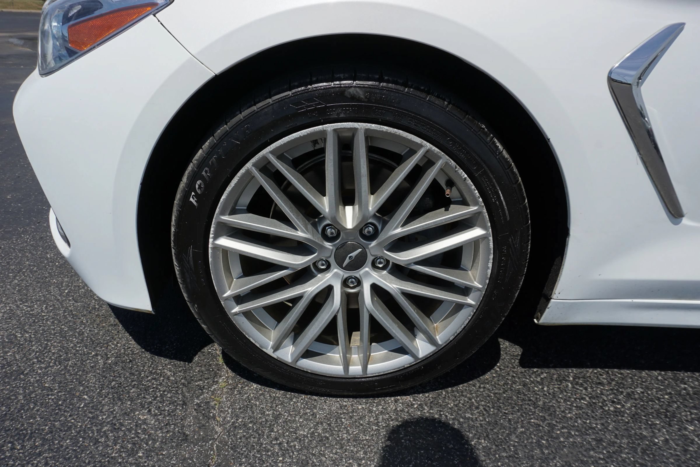 Used 2021 Genesis G70 2.0T RWD image 35