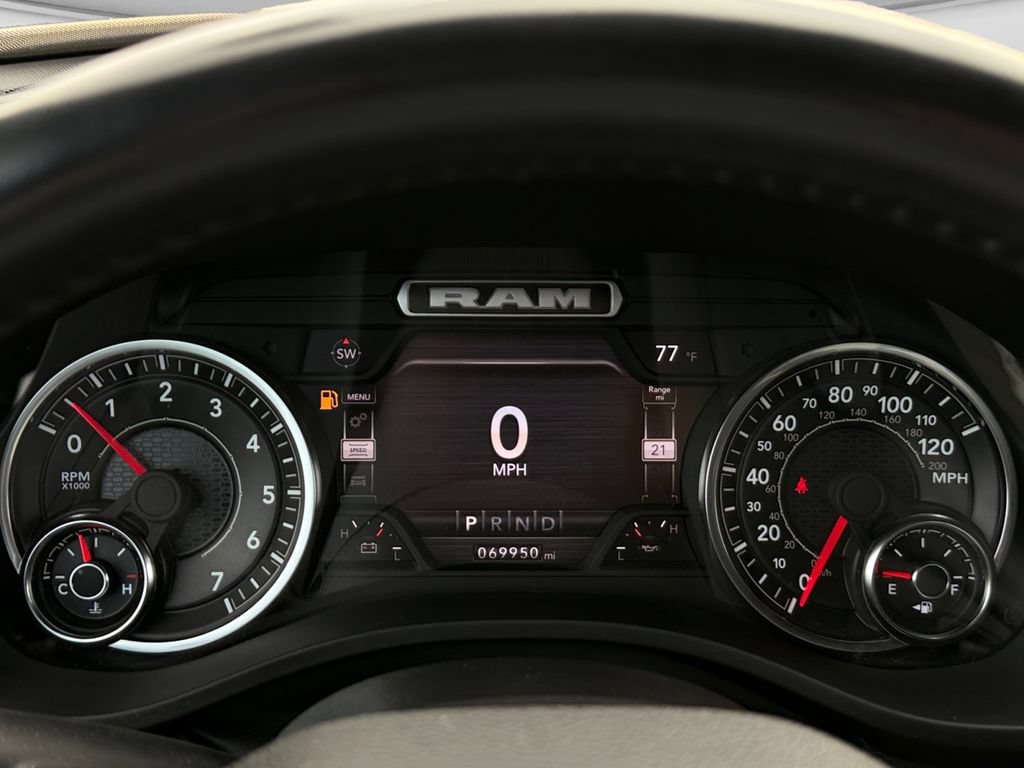 Used 2023 RAM 1500 Laramie AWD/4WD image 10