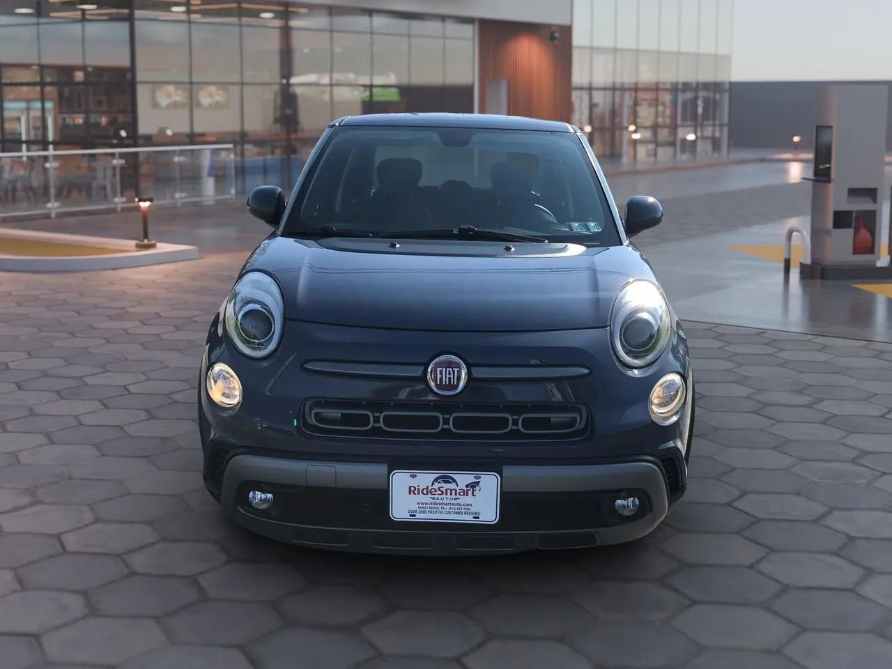 Used 2020 FIAT 500L Trekking image 2