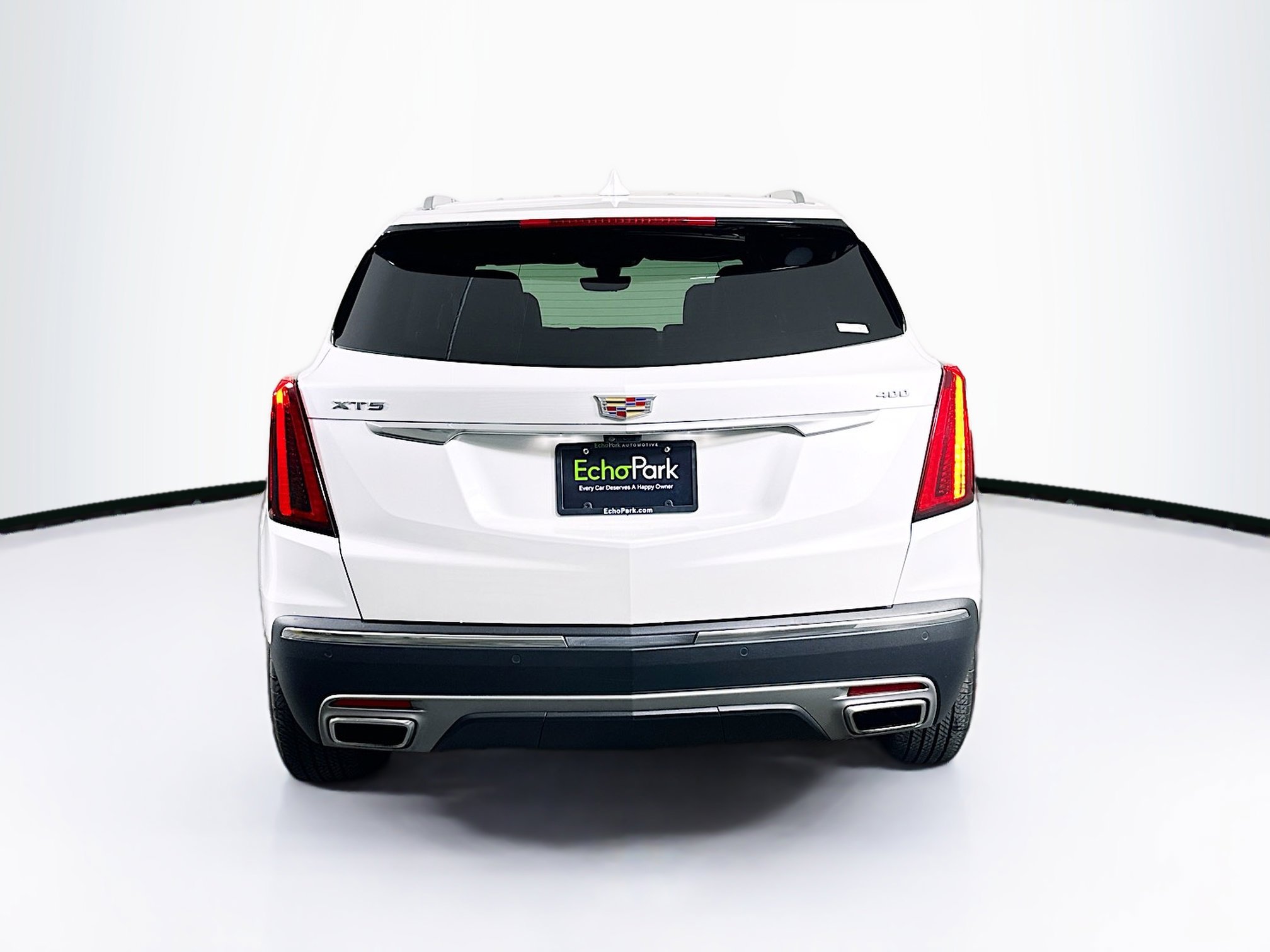 Used 2024 Cadillac XT5 Premium Luxury w/ Technology Package FWD image 7