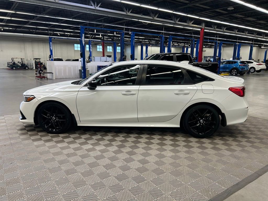 Used 2022 Honda Civic Sport image 8
