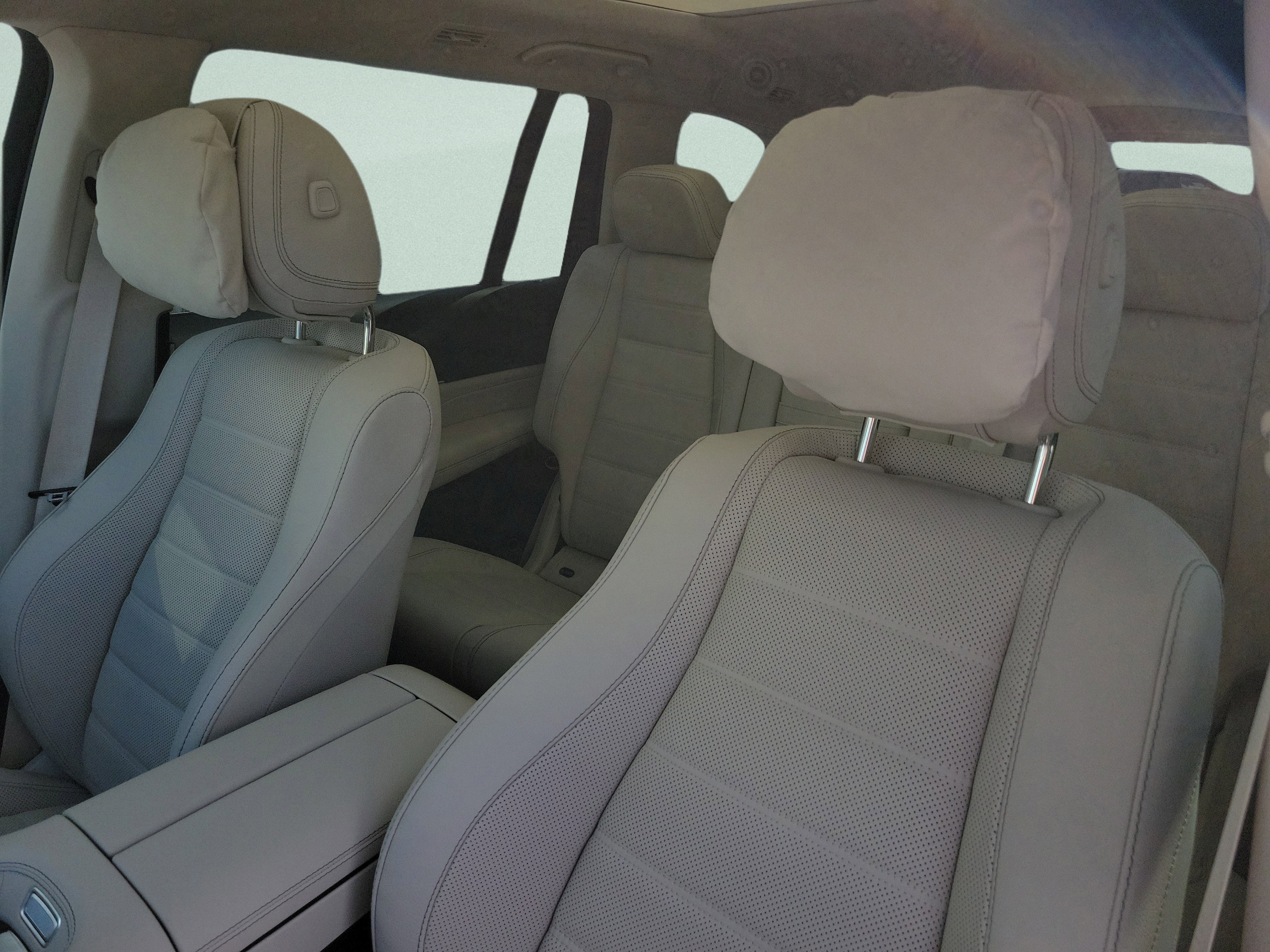 New 2026 Mercedes-Benz GLS 450 4MATIC image 18