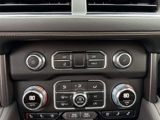 Used 2022 GMC Yukon AT4 image 25