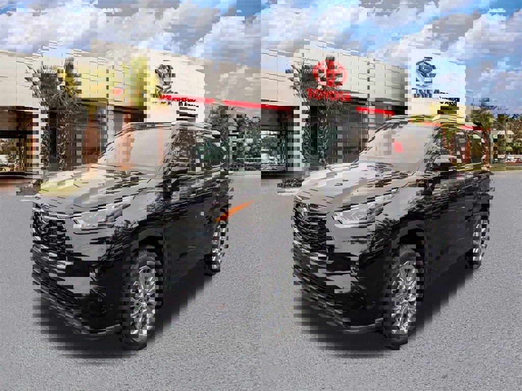 New 2026 Toyota Highlander Limited image 9
