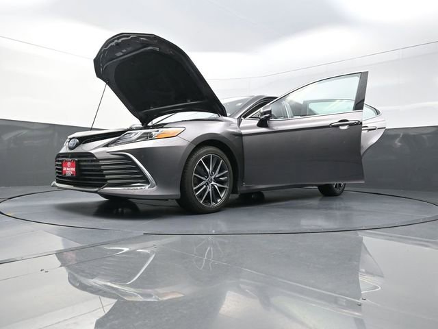 Used 2023 Toyota Camry XLE w/ Navigation Package image 37