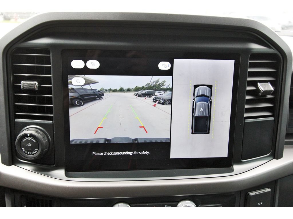 Used 2025 Ford F150 Lightning XLT AWD/4WD image 25