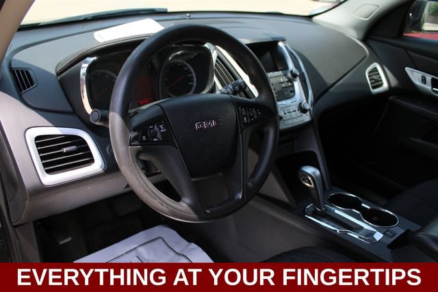 Used 2015 GMC Terrain SLE FWD image 2
