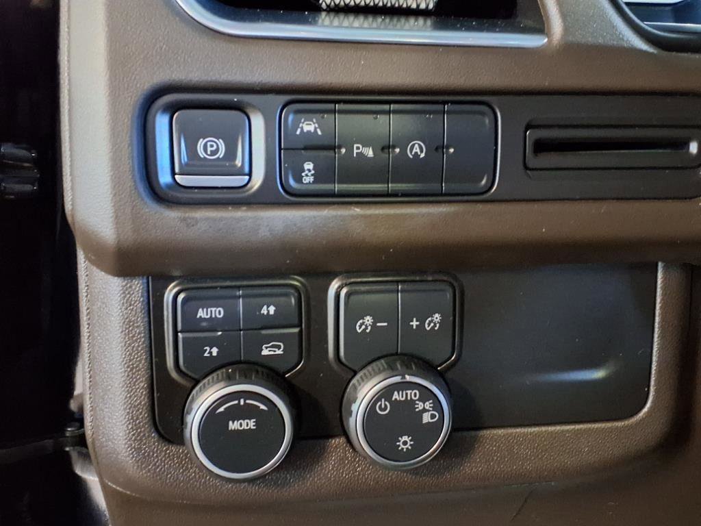Used 2023 Chevrolet Tahoe LT image 11