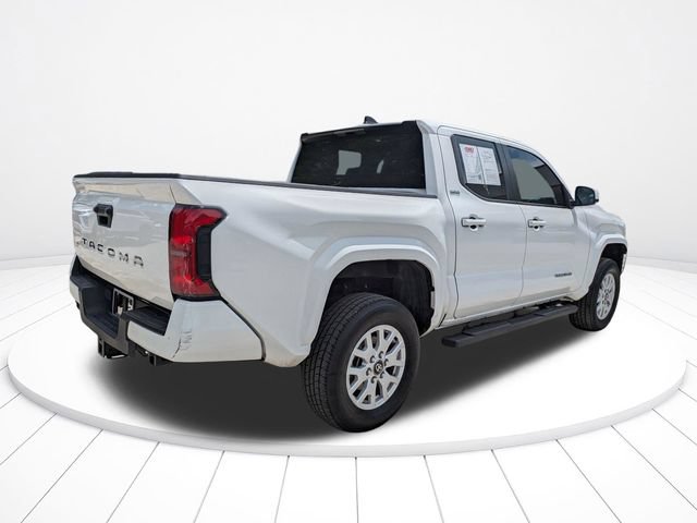 Used 2024 Toyota Tacoma SR5 RWD image 4