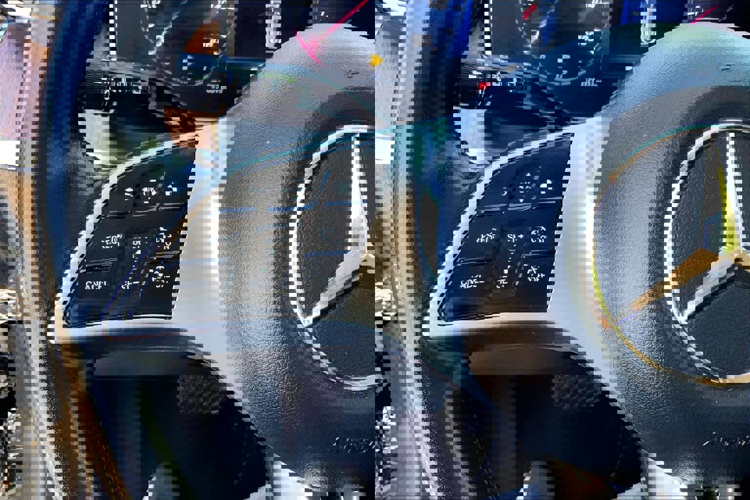 Used 2024 Mercedes-Benz GLC 300 image 24