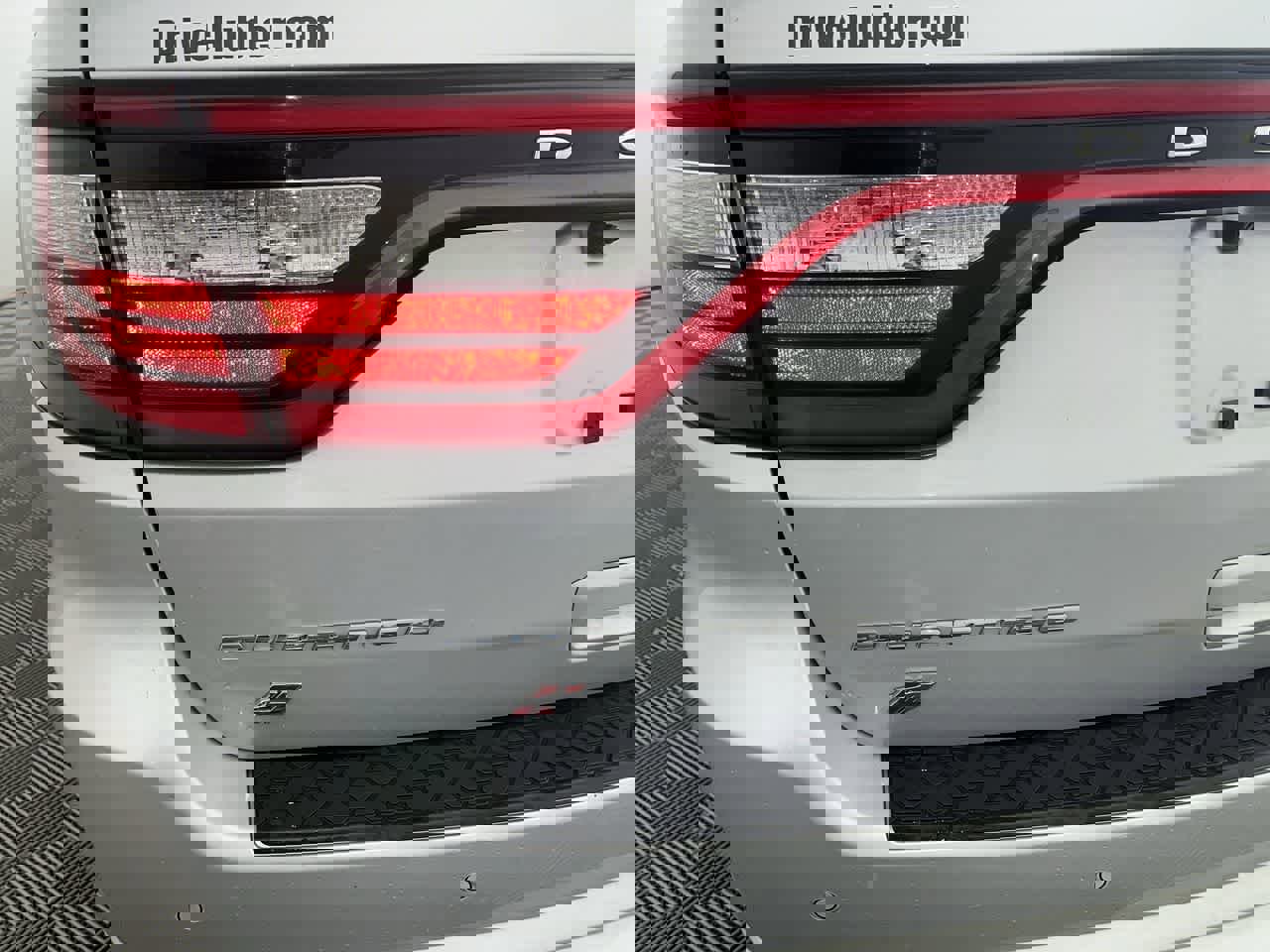 Used 2023 Dodge Durango GT image 11