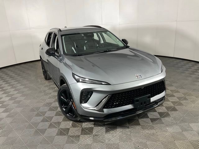 Used 2025 Buick Envision Sport Touring image 44