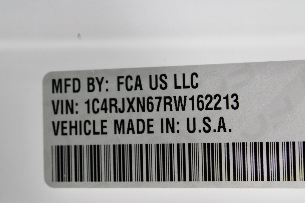 Used 2024 Jeep Wrangler Unlimited image 35