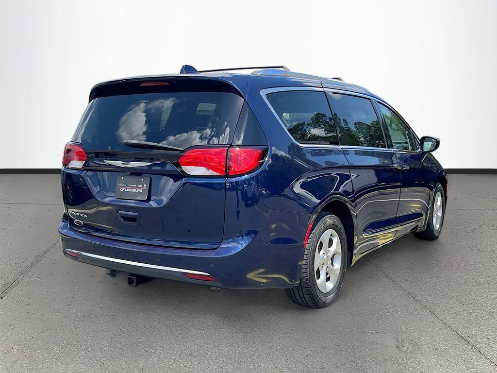 Used 2017 Chrysler Pacifica Touring-L Plus FWD image 7