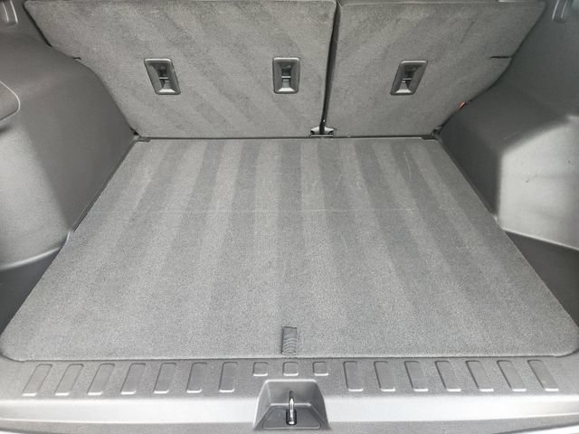 Used 2024 Chevrolet Equinox LT FWD image 24