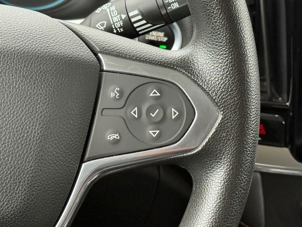 Used 2021 Chevrolet Traverse LS AWD/4WD image 22