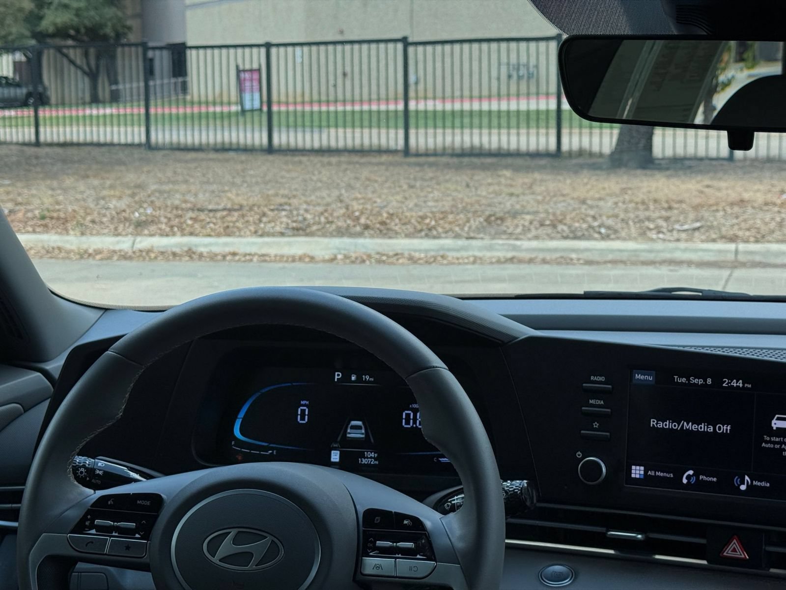 Used 2026 Hyundai Elantra Sport FWD image 33