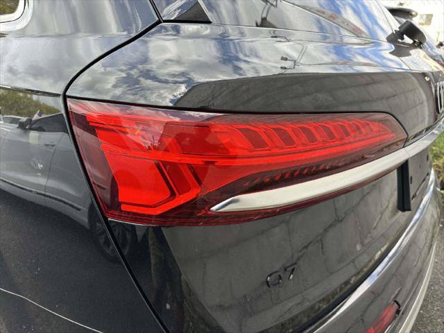 Used 2025 Audi Q7 3.0T Premium Plus w/ Premium Plus Package AWD/4WD image 5