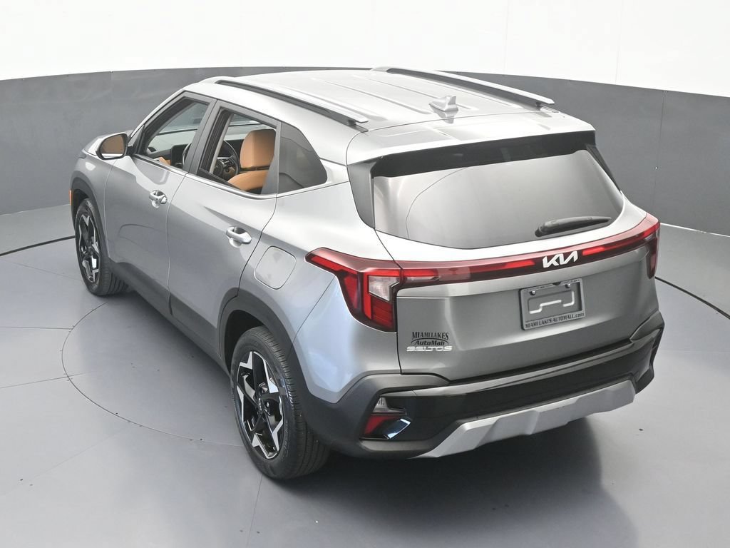 Used 2024 Kia Seltos EX FWD image 48