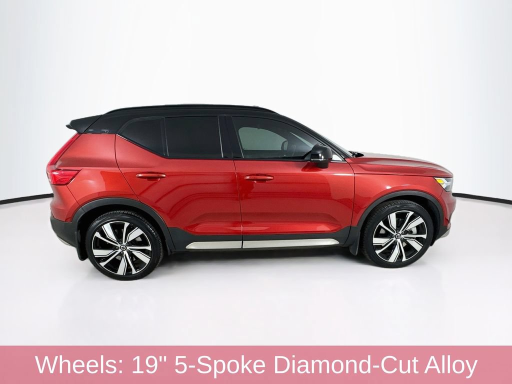 Used 2021 Volvo XC40 P8 Recharge w/ Advanced Package AWD/4WD image 7
