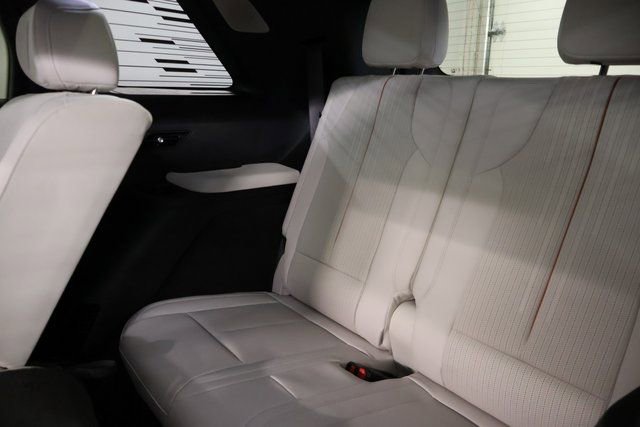 New 2026 Cadillac Vistiq Sport image 28