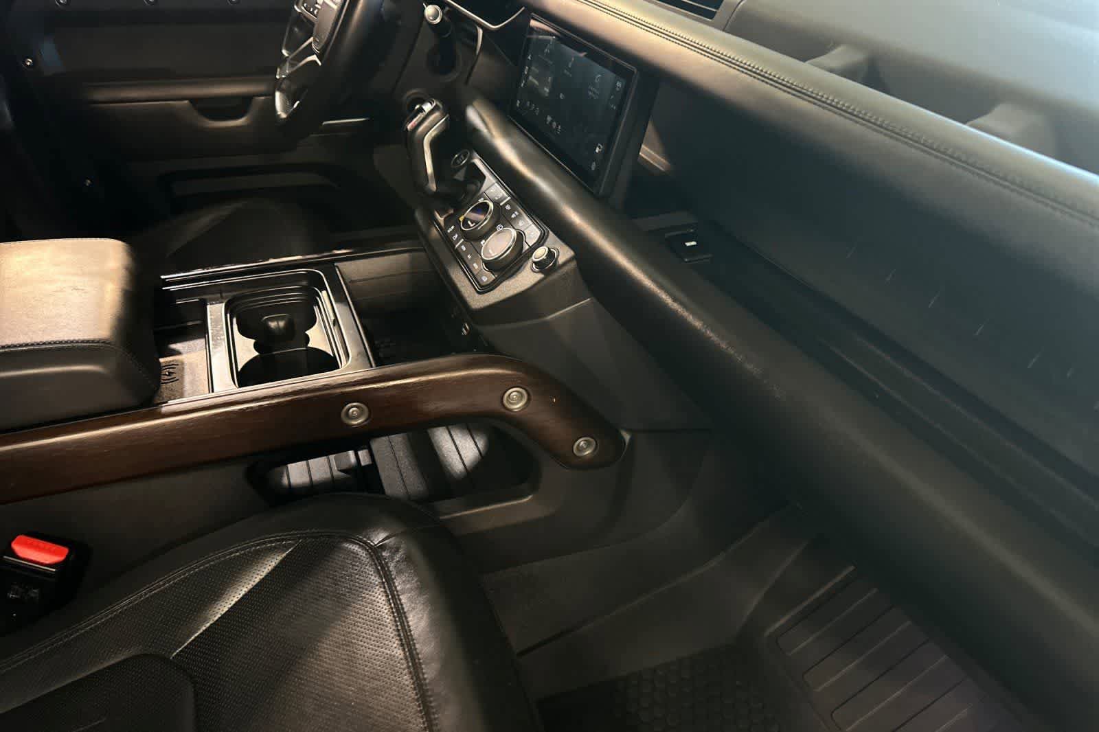 Used 2020 Land Rover Defender 110 X AWD/4WD image 19