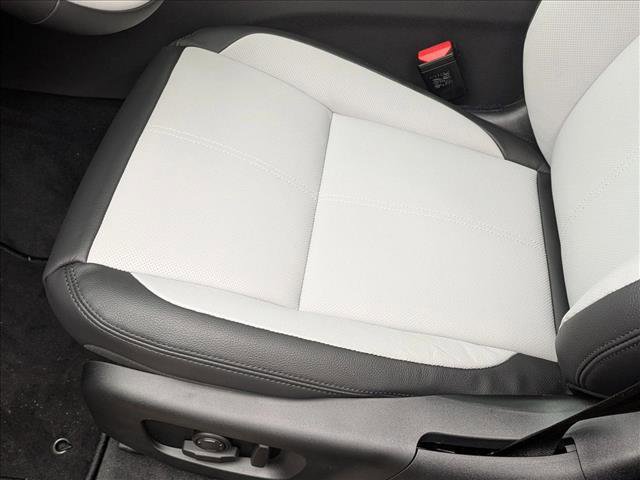 New 2026 Land Rover Range Rover Velar S image 4