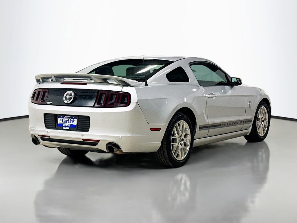 Used 2013 Ford Mustang Premium image 8