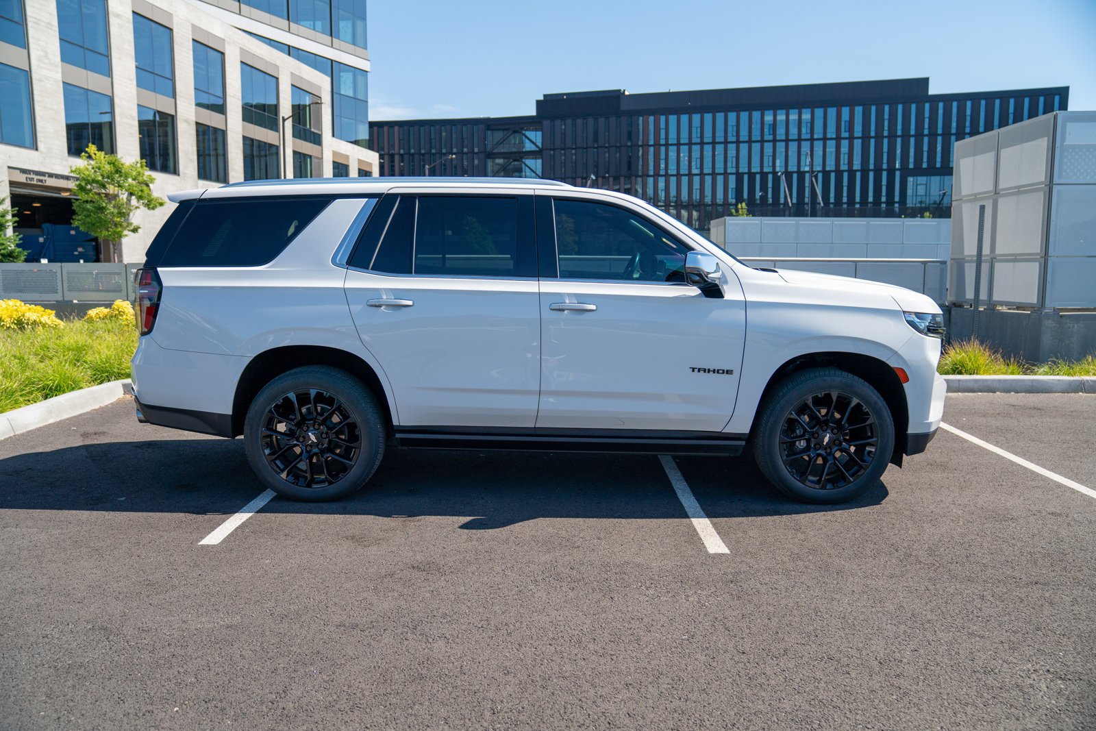 Used 2023 Chevrolet Tahoe Premier AWD/4WD image 8