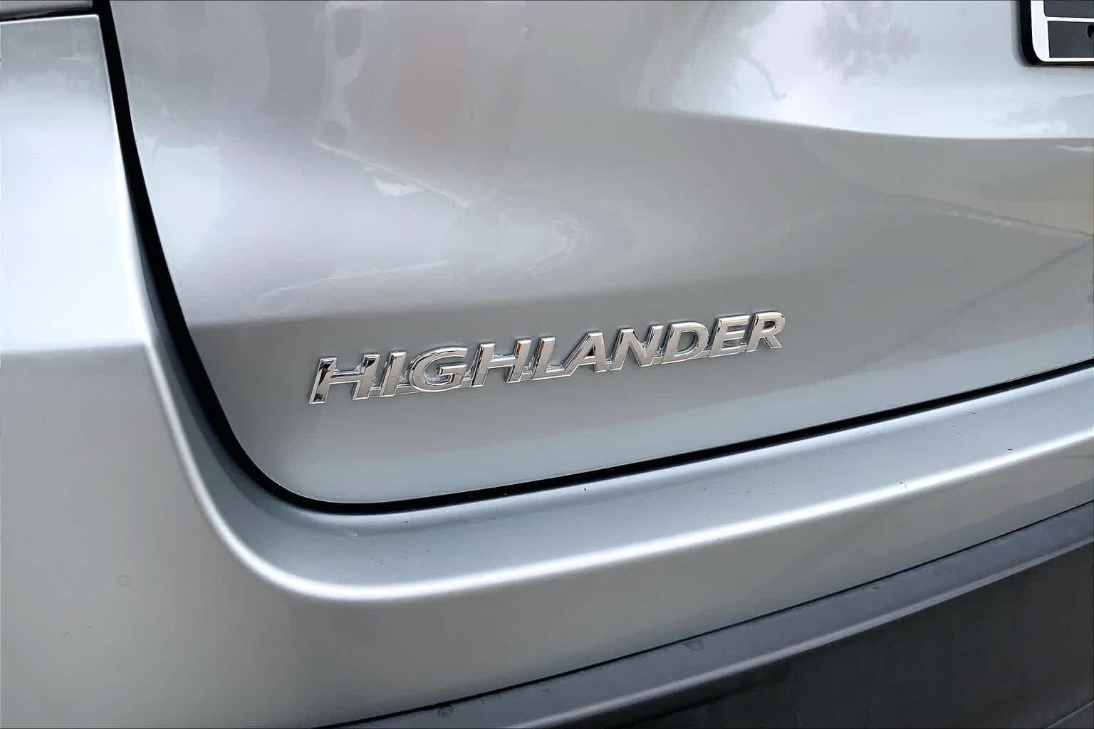 Used 2019 Toyota Highlander XLE FWD image 31