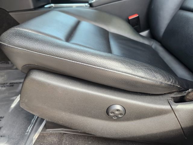 Used 2014 Mercedes-Benz GLK 350 4MATIC image 9