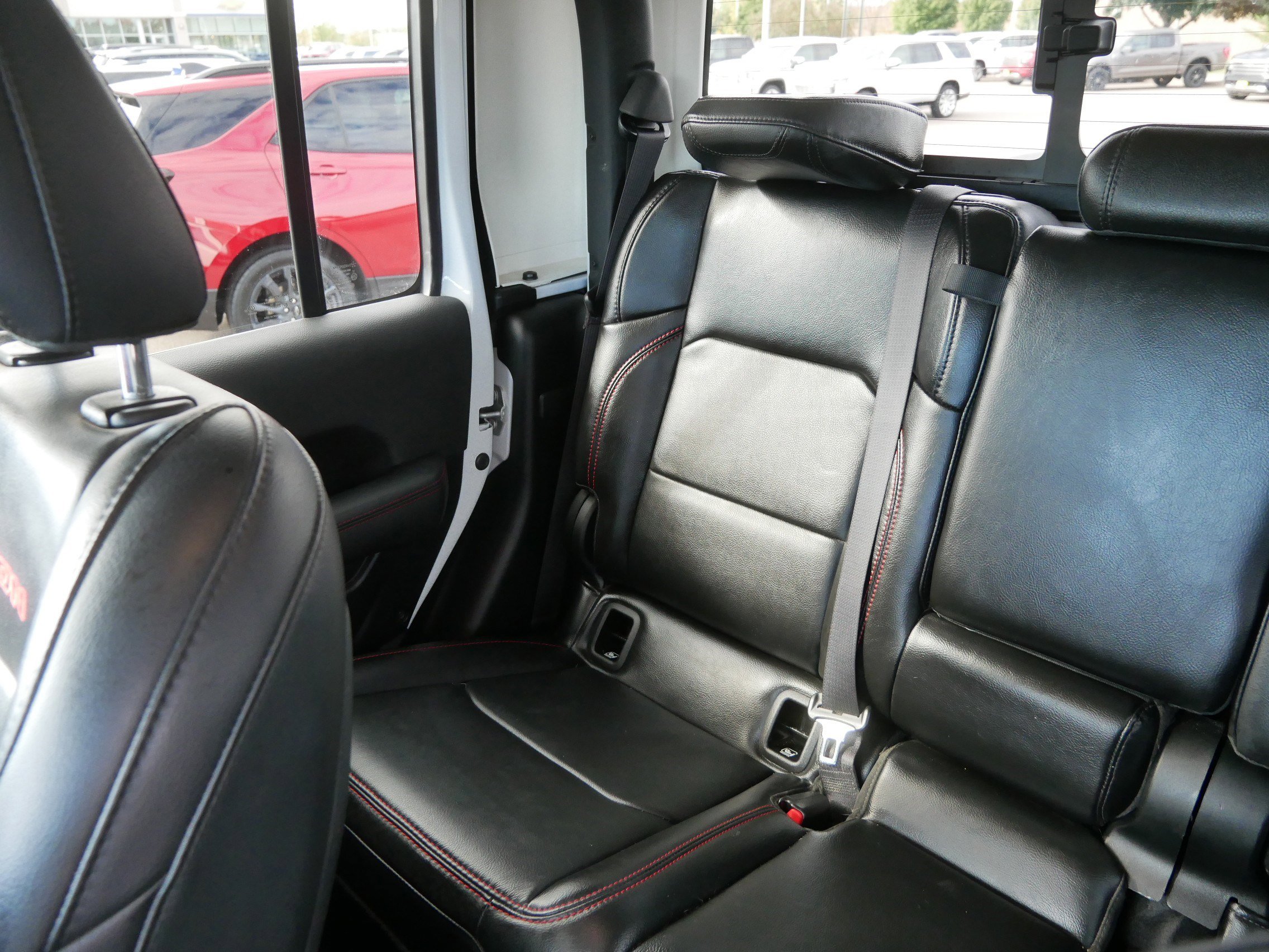 Used 2023 Jeep Gladiator Rubicon w/ LED Lighting Group image 12