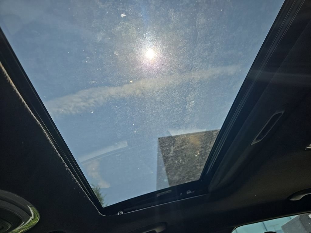 New 2025 Hyundai Elantra Limited image 21