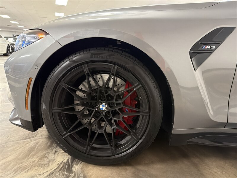 Used 2022 BMW M3 w/ M Carbon Exterior Package RWD image 8