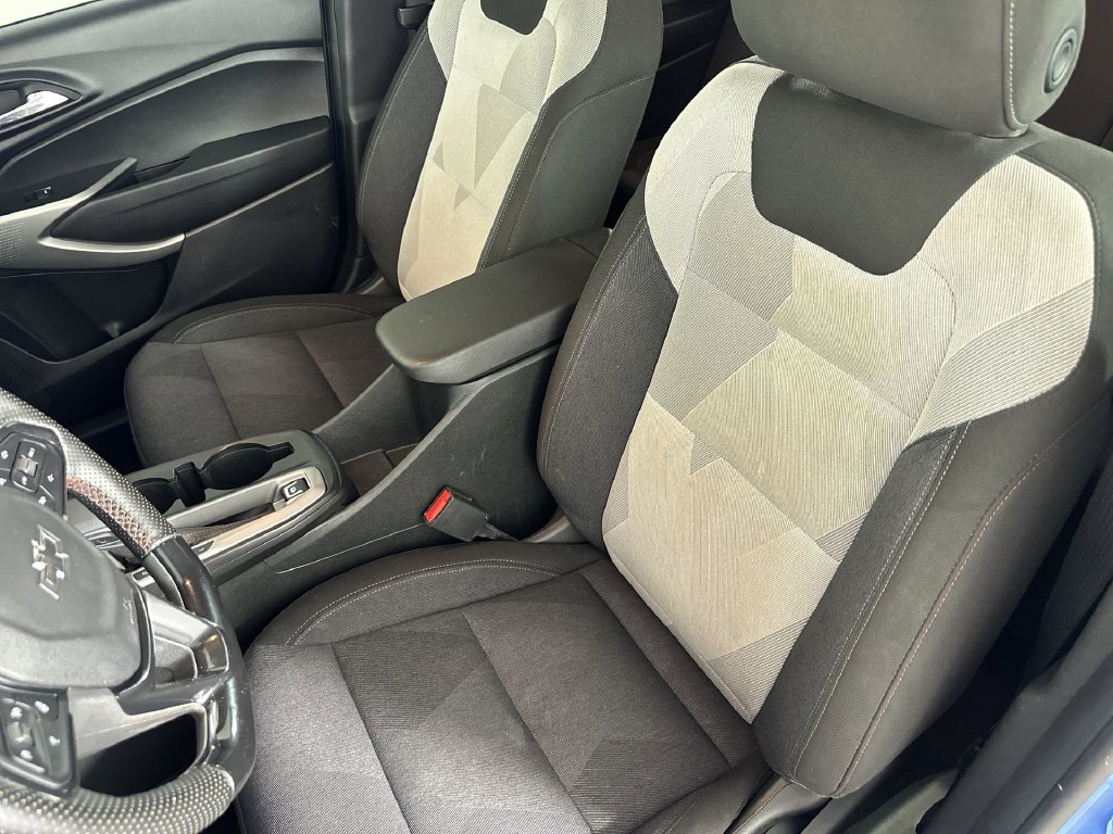 Certified 2024 Chevrolet Trax RS FWD image 20