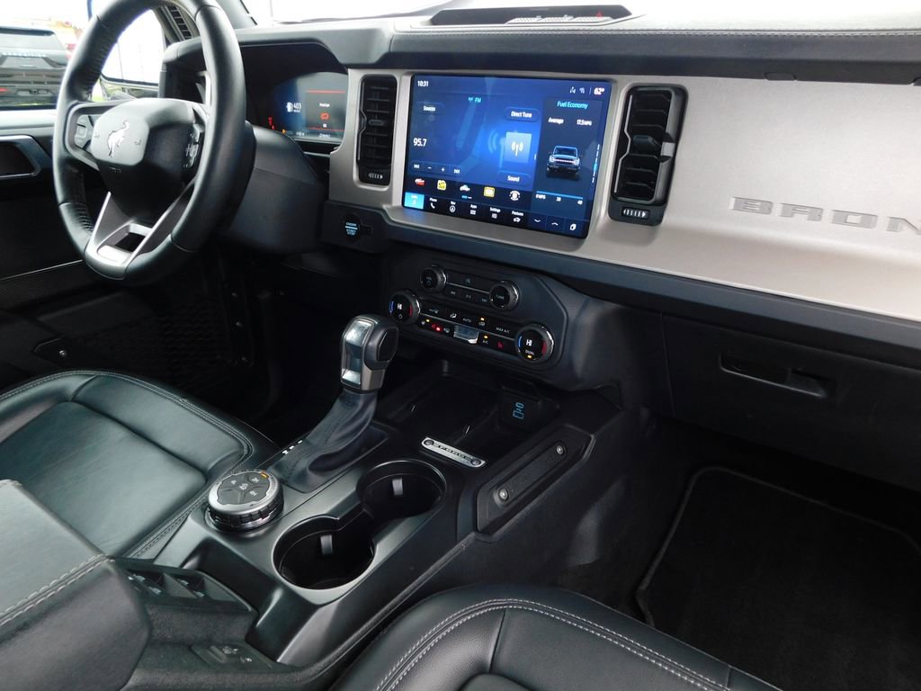Used 2025 Ford Bronco Outer Banks image 20