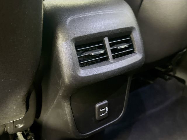 Used 2019 Chevrolet Equinox LT FWD image 26