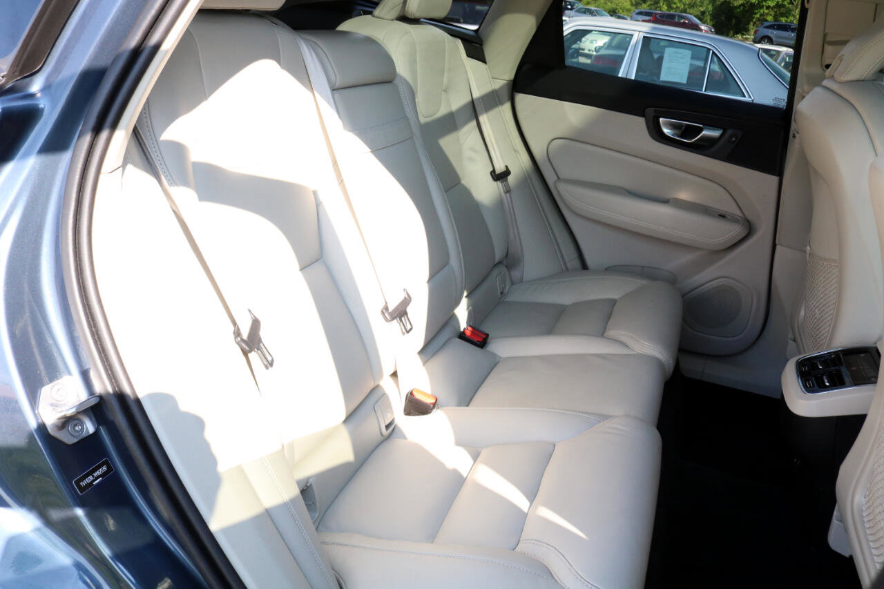 Used 2021 Volvo XC60 T5 Inscription w/ Climate Package image 39